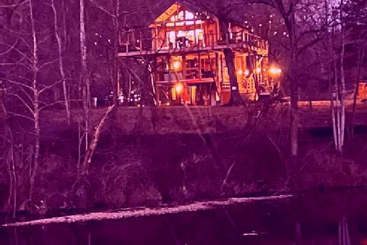 Ellie, 20 — Escort in Flint Creek, United States