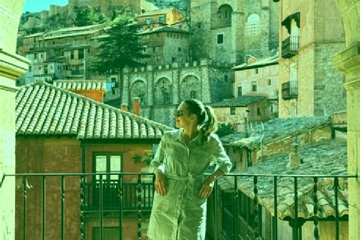 Ellie, 20 — Escort in Torres de Albarracin, Spain