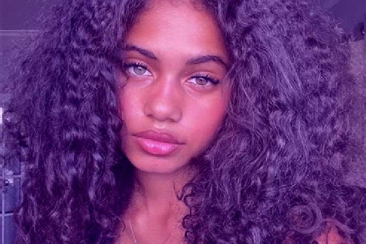 Ellie, 21, a black grey-eyed ebony companion based in Ciriaco. Offering Fetish, Deep French Kissing, Overnight, Dinner Date. Available for incall and outcall...