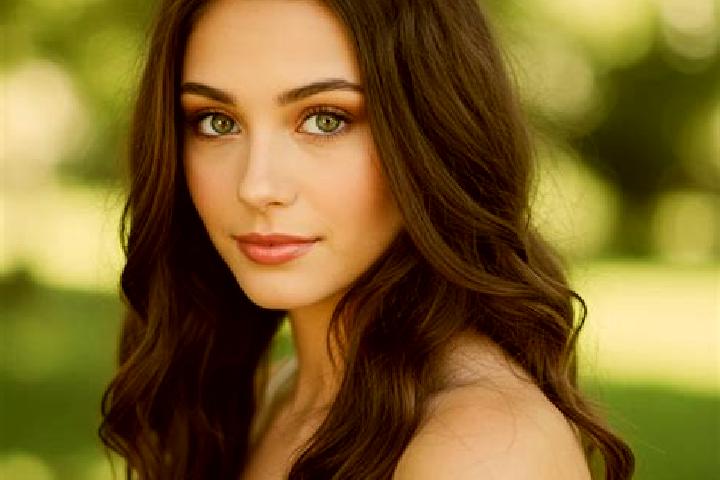 Ellie, 21, a black hazel-eyed caribbean companion based in Hatley. Offering Tantra, Girlfriend Experience, Erotic Massage, Duos. Available for incall and out...