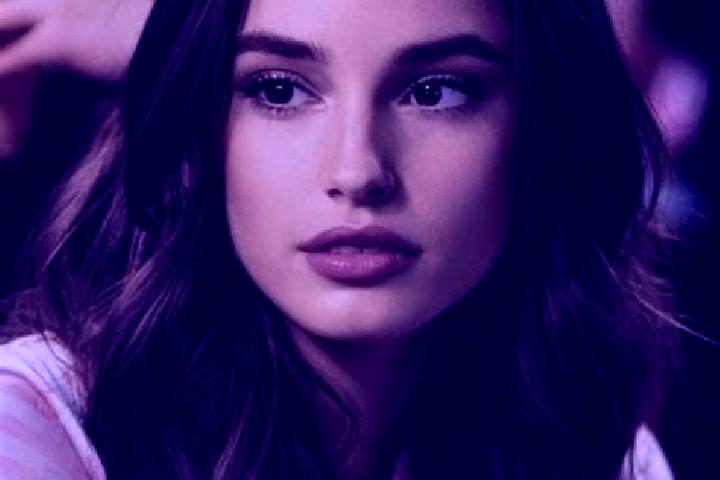 Ellie, 21, a brunette brown-eyed ebony companion based in Monthou-sur-Cher. Offering GFE, Fetish, Overnight, Erotic Massage. Available for incall and outcall...