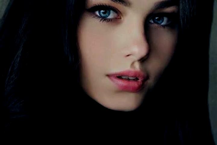 Ellie, 21, a brunette dark-eyed caucasian companion based in Guadalupe. Offering A-Level, BDSM, OWO, Couples, Overnight. Available for incall and outcall, ov...