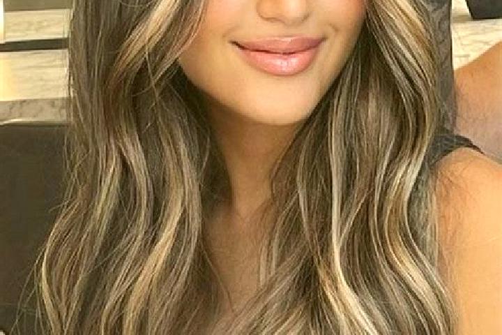 Ellie, 21, a dark blonde brown-eyed middle eastern companion based in Afiesl. Offering Overnight, Prostate Massage. Available for incall and outcall, overnig...