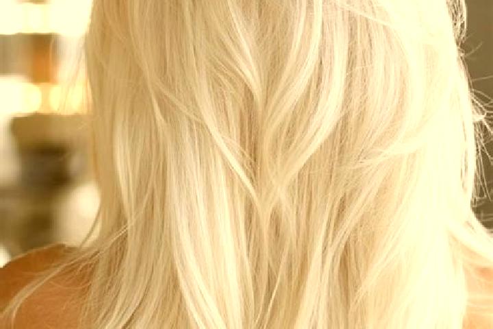 Ellie, 21, a platinum blonde grey-eyed mediterranean companion based in San Nazzaro Val Cavargna. Offering 69, OWO, Dinner Date. Available for incall and out...