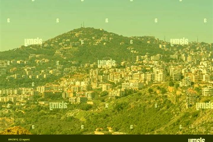 Ellie, 21 — Escort in Ainata, Lebanon