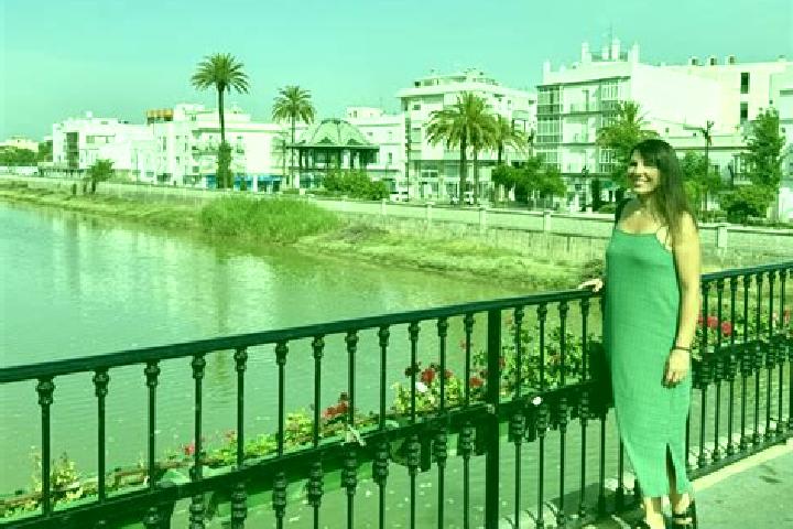 Ellie, 21 — Escort in Chiclana de la Frontera, Spain