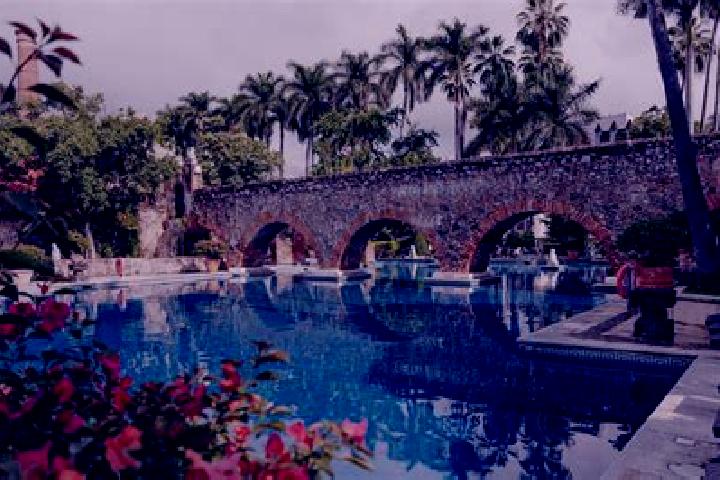 Ellie, 21 — Escort in Ex-Hacienda de Guadalupe, Mexico