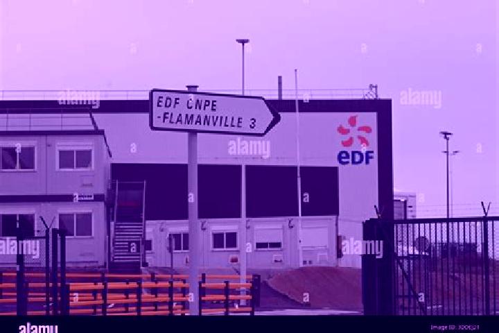 Ellie, 21 — Escort in Flamanville, France