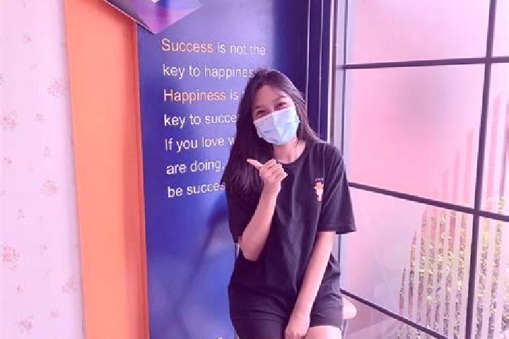 Ellie, 21 — Escort in Nong Khaem, Thailand