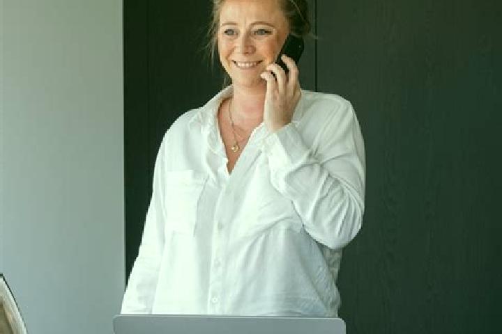 Ellie, 21 — Escort in Schoten, Belgium