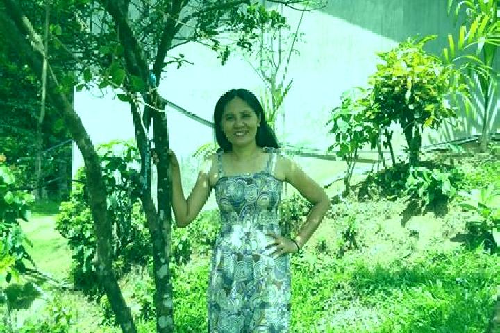 Ellie, 21 — Escort in Siayan, Philippines