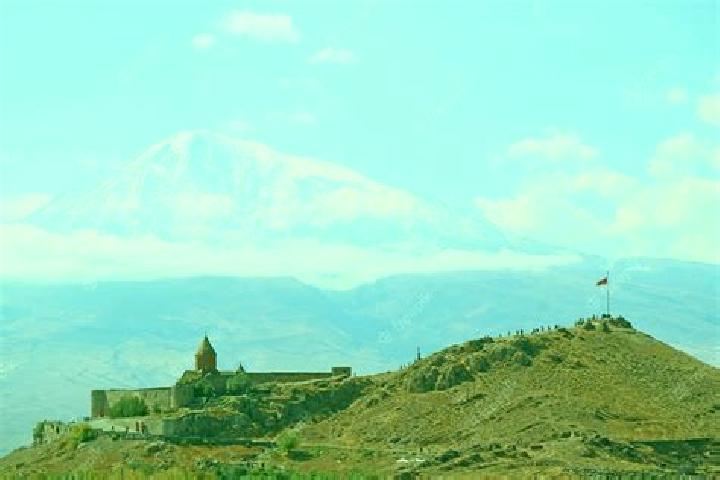 Ellie, 21 — Escort in Tsiatsan, Armenia