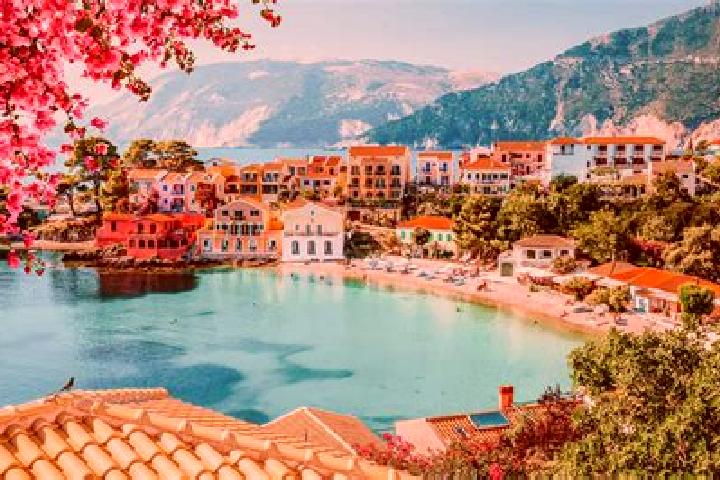 Ellie, 21 — Escort in Vouvopotamos, Greece