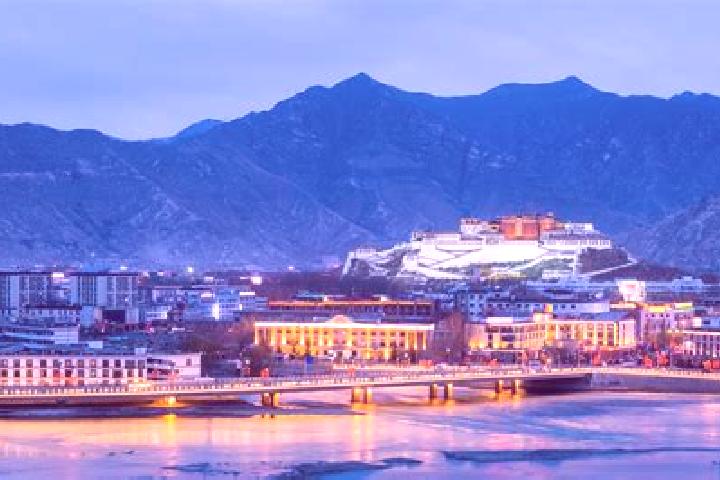 Ellie, 21 — Escort in Zhouji, China