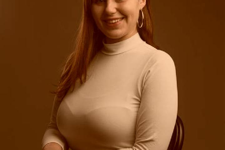 Ellie, 22, a black green-eyed european companion based in Saint-Jean-sur-Richelieu. Offering Dinner Date, Duos. Available for incall and outcall, day and eve...