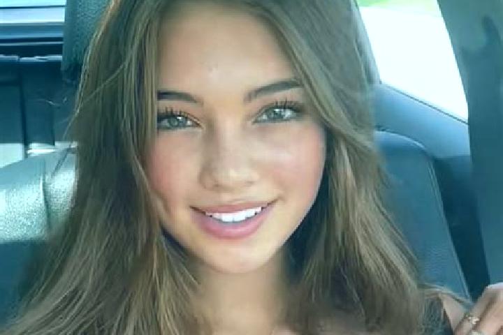 Ellie, 22, a brunette brown-eyed latina companion based in Foiano della Chiana. Offering Fetish, OWO, Roleplay. Available for incall and outcall, day and eve...