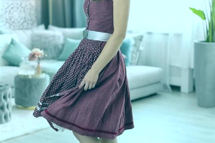 Ellie, 22 — Escort in Chornice, Czech Republic