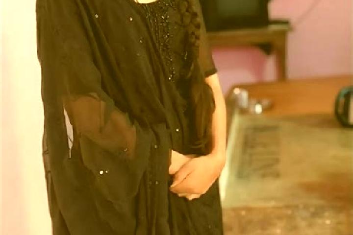 Ellie, 22 — Escort in Garal, India