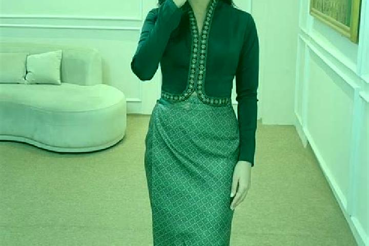 Ellie, 22 — Escort in Hpaung Saing, Myanmar