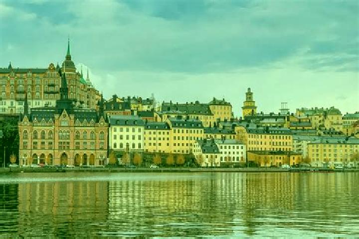 Ellie, 22 — Escort in Karsta, Sweden