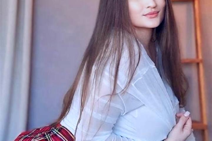 Ellie, 22 — Escort in Khmelnytskyi, Ukraine