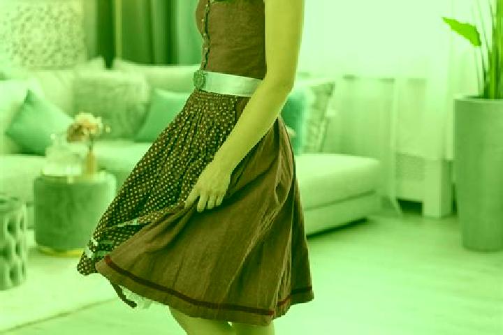 Ellie, 22 — Escort in Linthe, Germany