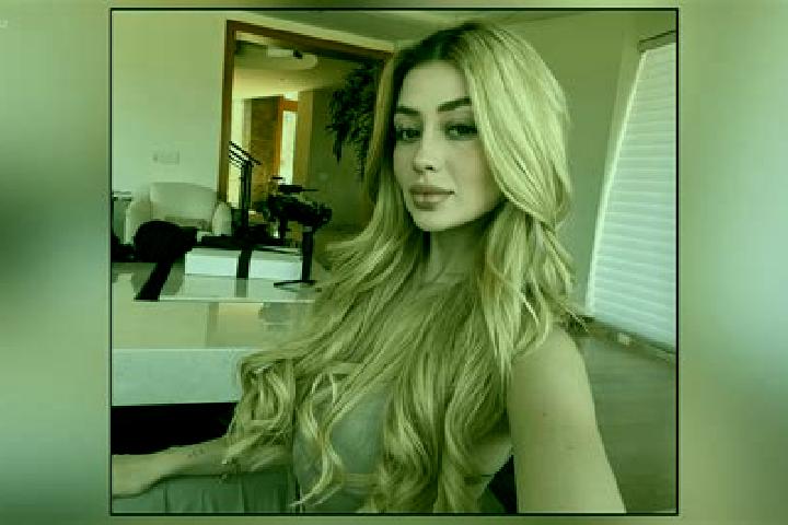 Ellie, 22 — Escort in Santa Maria Velato, Mexico