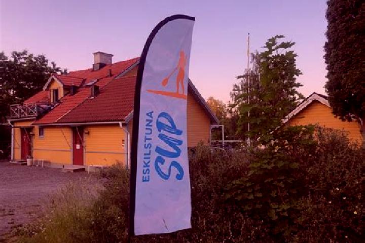 Ellie, 22 — Escort in Skogstorp, Sweden