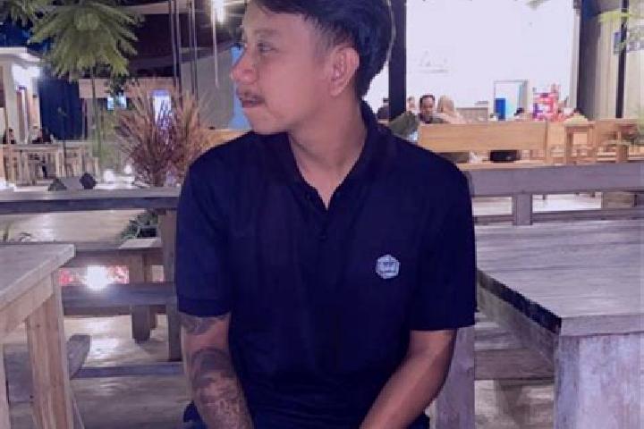 Ellie, 22 — Escort in Tlogotunggal, Indonesia
