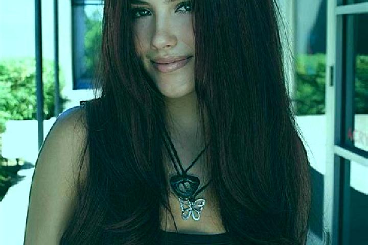 Ellie, 23, a auburn dark-eyed mixed companion based in Sunch on. Offering Tantra, Travel Companion, Deep French Kissing, 69. Available for incall and outcall...