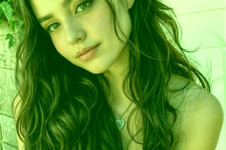 Ellie, 23, a auburn hazel-eyed mediterranean companion based in Goshainganj. Offering Party Girl, Domination, 69, BDSM. Available for incall and outcall, ove...
