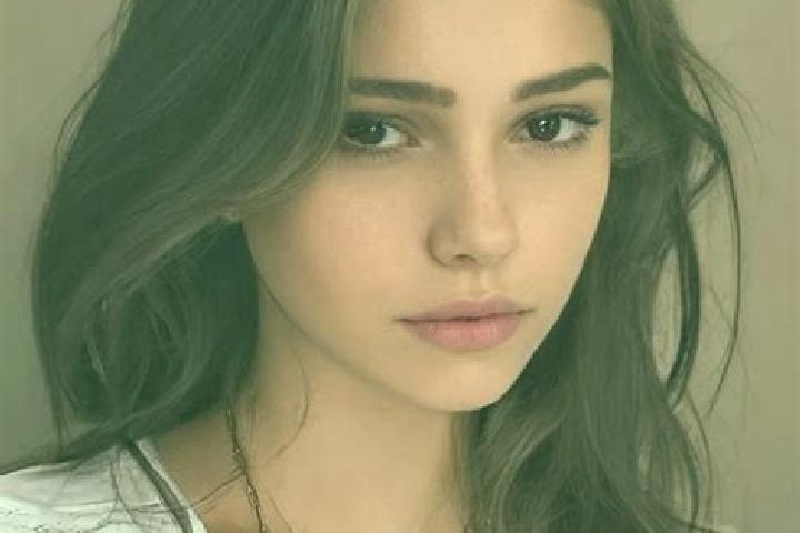 Ellie, 23, a chestnut brown-eyed slavic companion based in Dunavtsi. Offering Dinner Date, Roleplay, Travel Companion, Tantra. Available for incall and outca...
