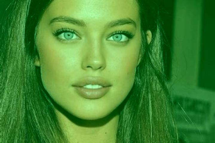 Ellie, 23, a chestnut grey-eyed caucasian companion based in Sant Anatolia di Narco. Offering Travel Companion, Overnight, Girlfriend Experience, Deep French...