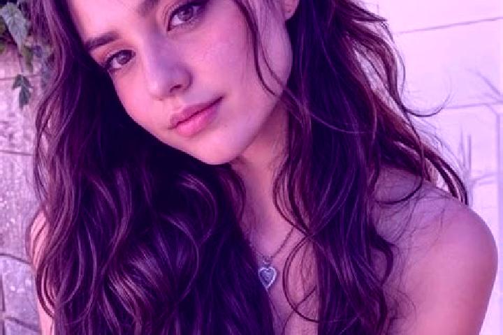 Ellie, 23, a chestnut hazel-eyed asian companion based in Wangali. Offering Striptease, Prostate Massage. Available for incall and outcall, overnight booking...