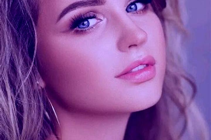 Ellie, 23, a dark blonde blue-eyed middle eastern companion based in San Isidro de las Colonias. Offering Deep French Kissing, Prostate Massage, BDSM, Travel...