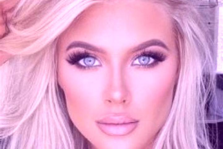 Ellie, 23, a platinum blonde brown-eyed latina companion based in Lapusel. Offering Duos, Dinner Date, Girlfriend Experience. Available for incall and outcal...