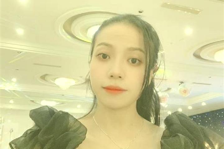 Ellie, 23 — Escort in Can GJuoc, Vietnam