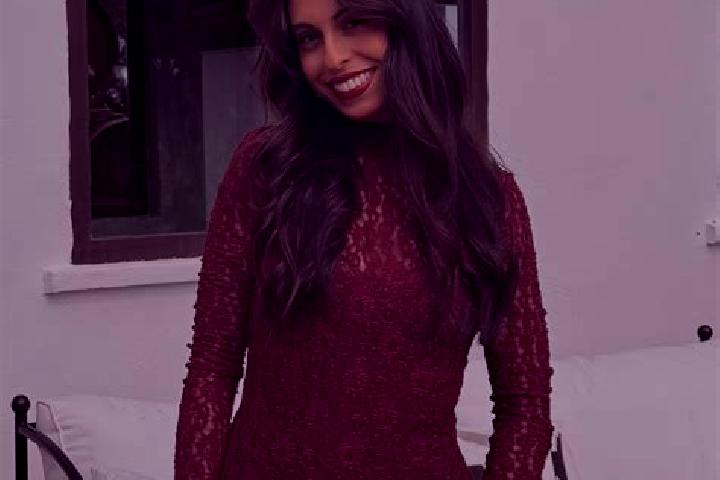 Ellie, 23 — Escort in Flor Blanca, Mexico
