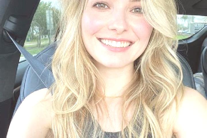 Ellie, 23 — Escort in Santa Cruz, United States
