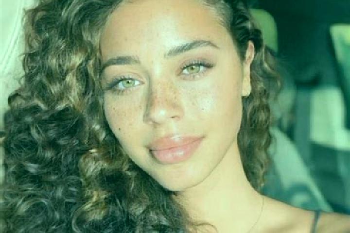 Ellie, 24, a black hazel-eyed latina companion based in Velabisht. Offering Prostate Massage, CIM, A-Level, Overnight, 69. Available for incall and outcall, ...