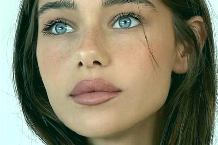Ellie, 24, a brunette brown-eyed ebony companion based in Naawan. Offering Couples, 69, Overnight. Available for incall and outcall, overnight bookings avail...