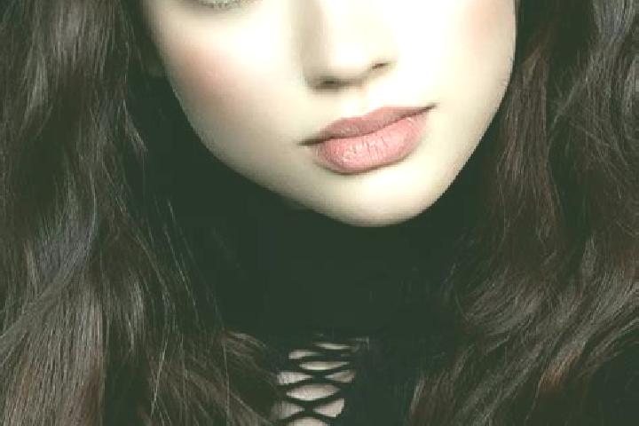 Ellie, 24, a brunette dark-eyed mixed companion based in Cidade Nova. Offering Travel Companion, Party Girl, Massage. Available for incall and outcall, overn...