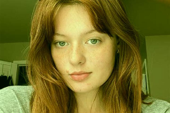 Ellie, 24, a red brown-eyed caribbean companion based in Mertendorf. Offering Travel Companion, GFE, A-Level, BDSM. Available for incall and outcall, overnig...