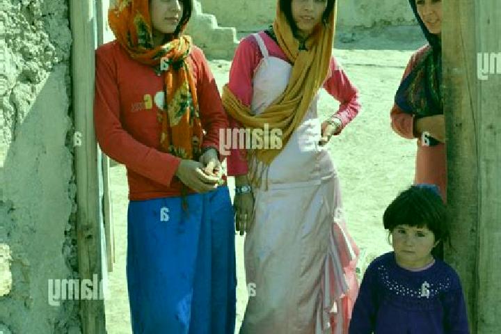 Ellie, 24 — Escort in Aq Kand-e Qareh Khezer, Iran