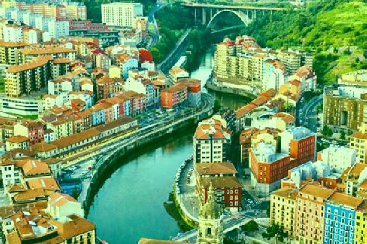 Ellie, 24 — Escort in Bilbao, Spain