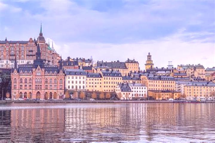Ellie, 24 — Escort in Braas, Sweden