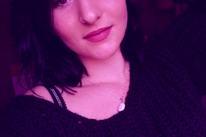 Ellie, 24 — Escort in Dudley, Australia