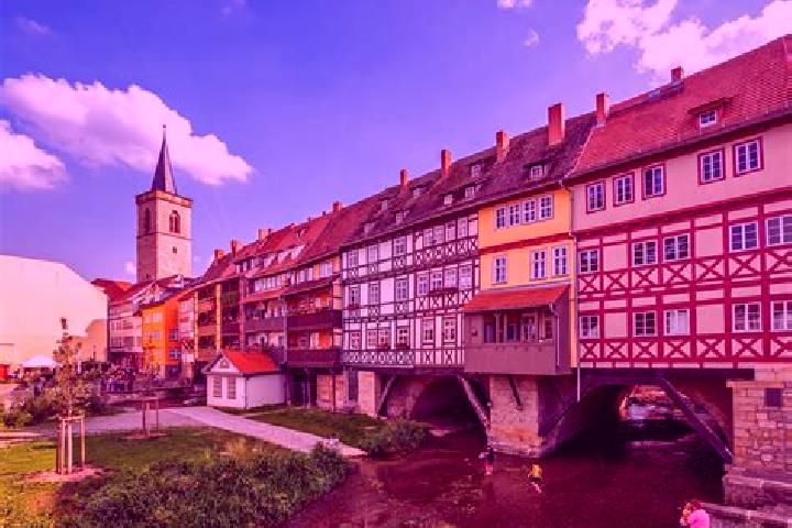 Ellie, 24 — Escort in Georgenthal, Germany