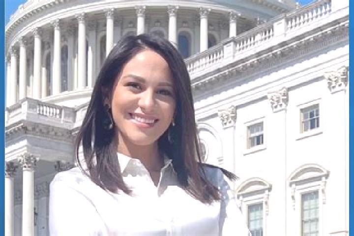 Ellie, 24 — Escort in Mount Angel, United States