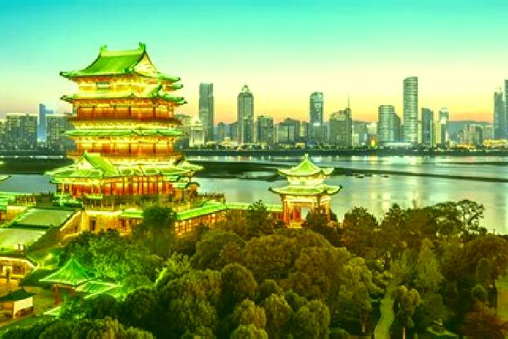 Ellie, 24 — Escort in Nancheng, China